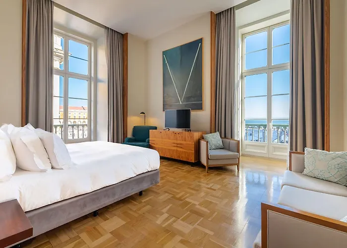  Pousada De Lisboa - Small Luxury s Of The World