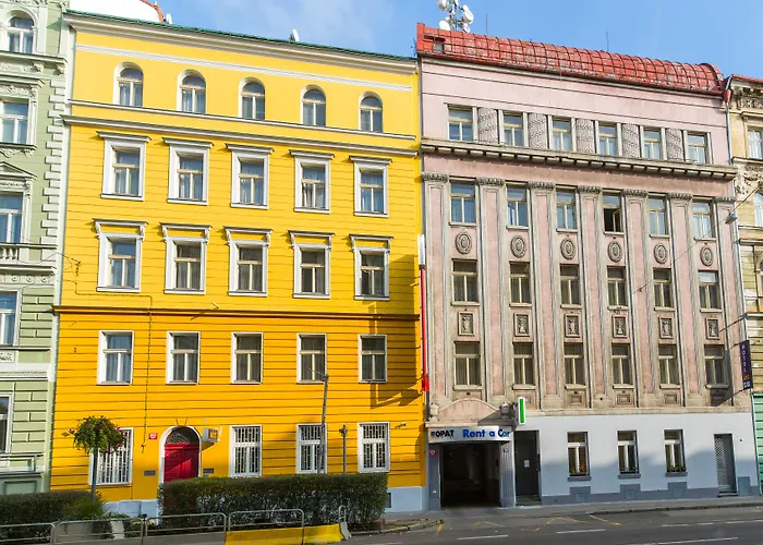 Abe Hotel