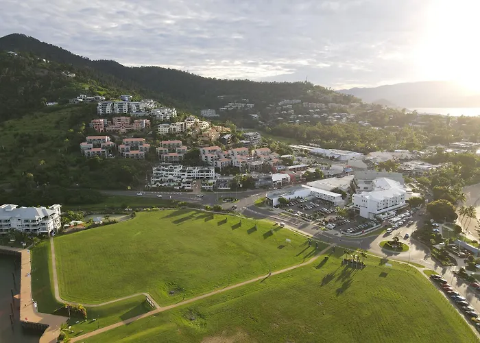 Family resorts Coral Sea