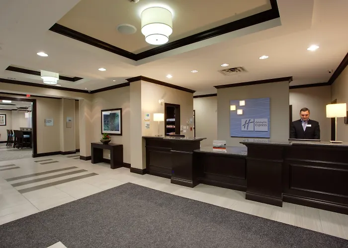 Holiday Inn Express & Suites East-Orleans By Ihg