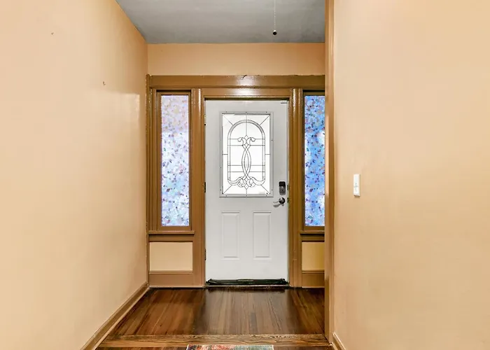 Bedroom Near Yale Hospital/Bridgeport