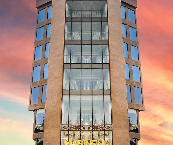 Jacuzzi hotel: Marine Inn Hotel