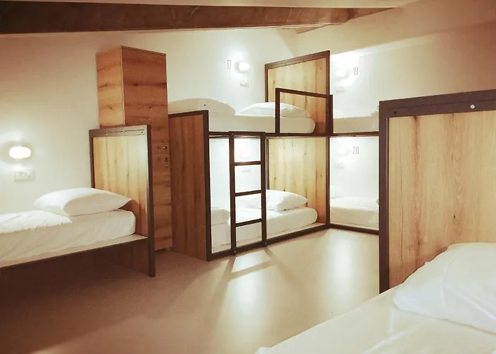 Garage Hostel