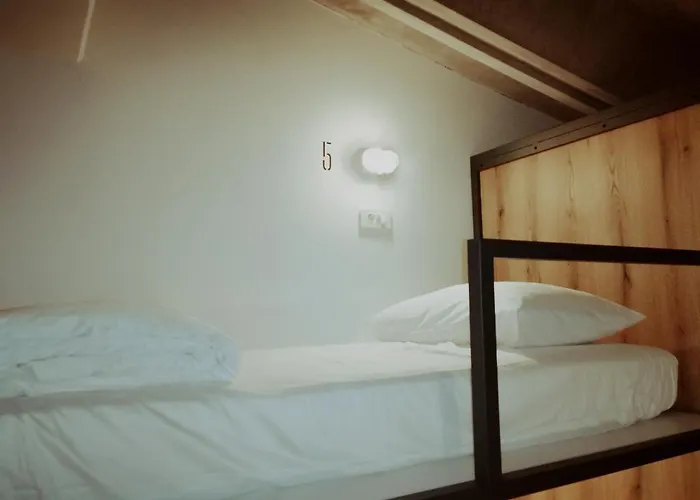 Garage Hostel