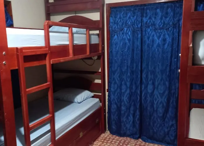 Fenix Hotel & Hostel