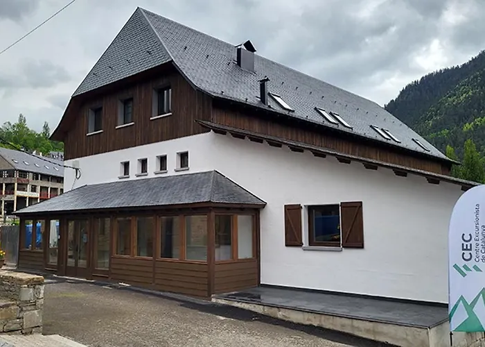 Aran Hostel