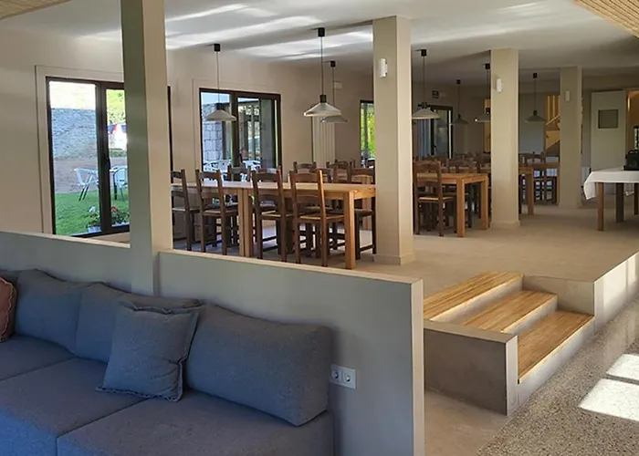 Aran Hostel