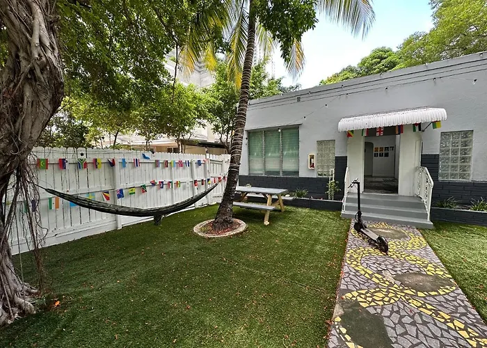Oqp Vacations Edgewater