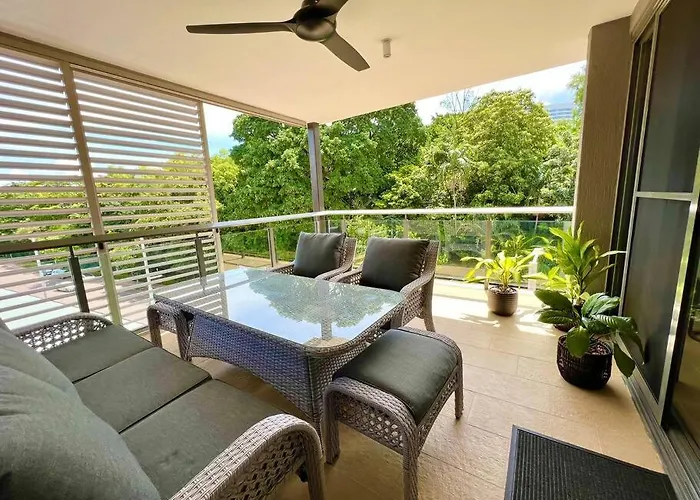 Luxury Waterfront Apartment