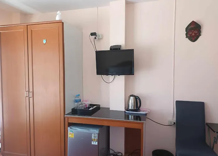 Guest house: Patong Rose Guest House 50M To Beach