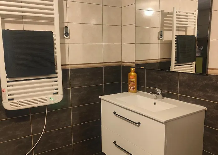 Chambre Climatisee Et Cosy Auberge Du Manala Hotel 24 24