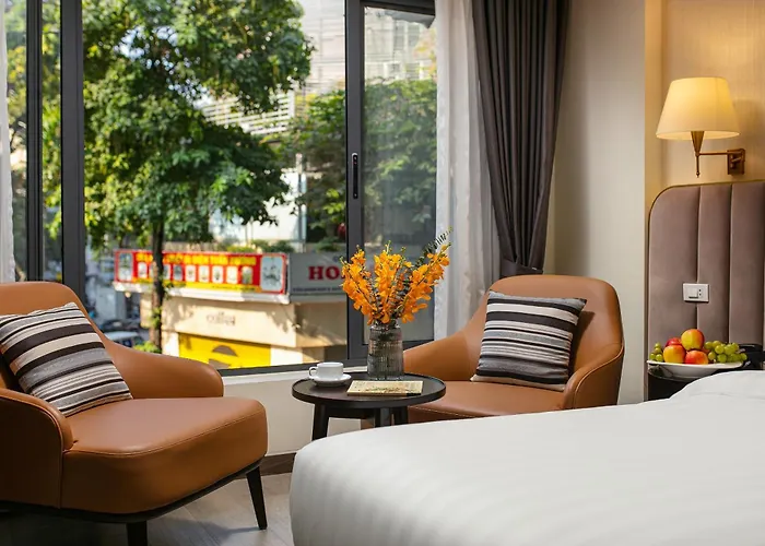 Hotels with pool San Palace & Rooftop