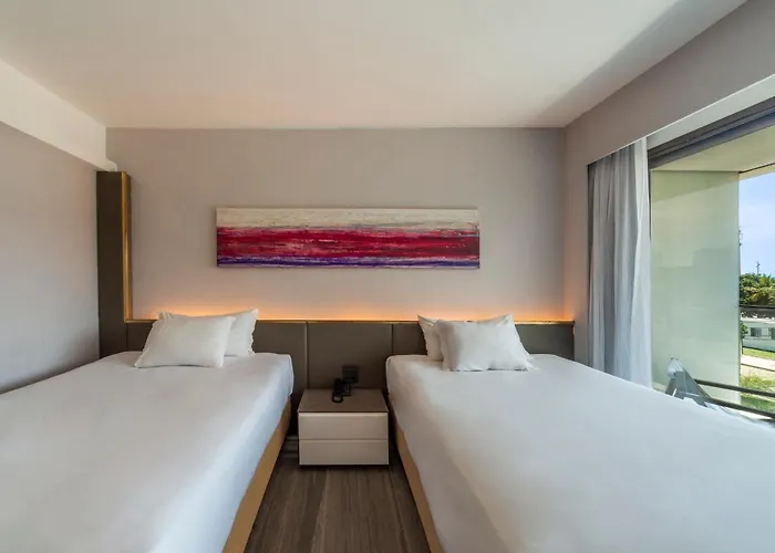 Pet Friendly hotel: Lifestyle Laghetto Collection
