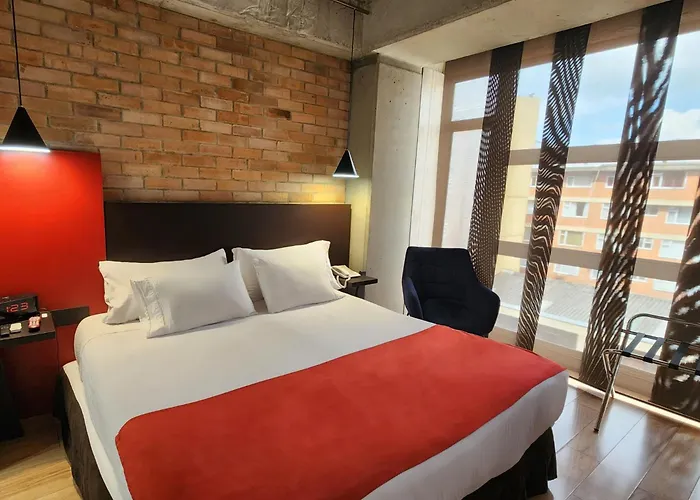 Apartahotel: Hotel 5 Elementos Corferias by HBP
