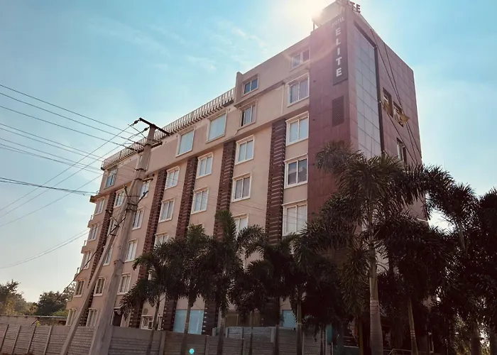 Pet Friendly hotel: Hotel Elite By Signature Group