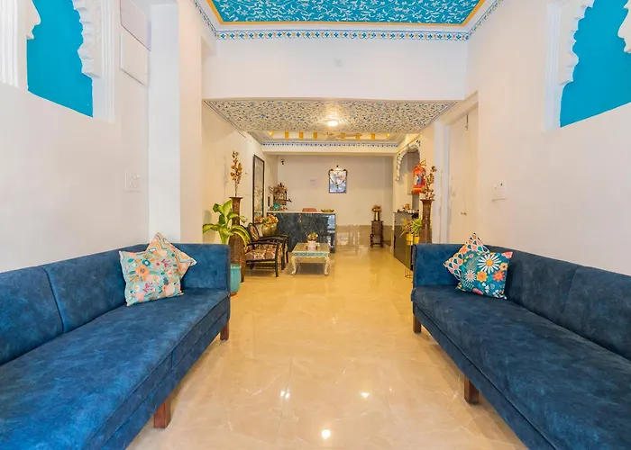 Dog friendly hotels Natural Lake View