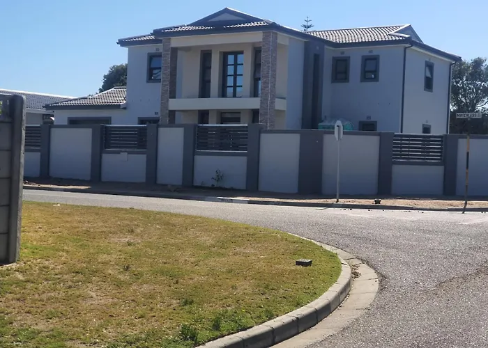 Elmed Guest House