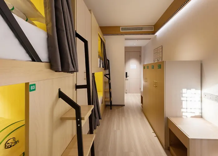 Xishu Garden Inn 熙蜀酒店