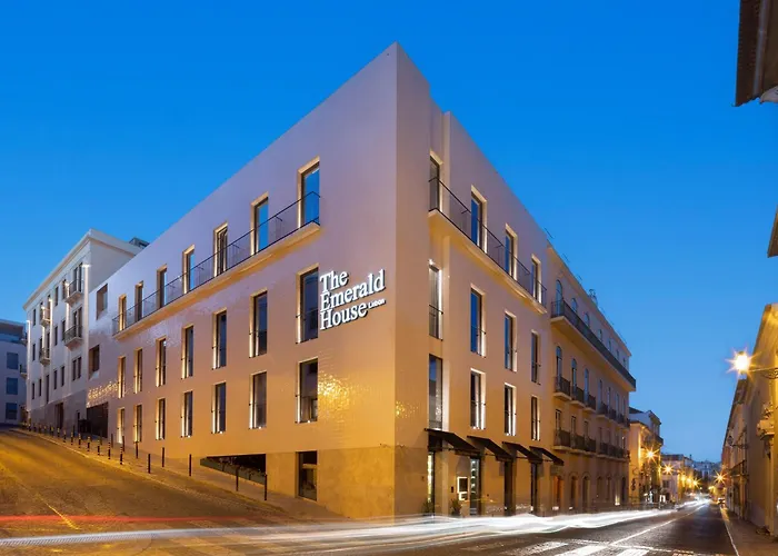 Family Friendly Hotels Emerald House Lisbon - Curio Collection By Hilton