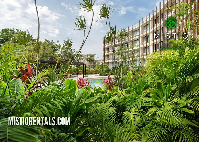 Dog friendly hotels Mistiq Gardens