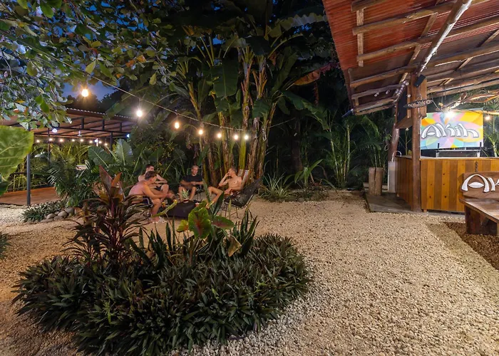 Akih Pods Hostel