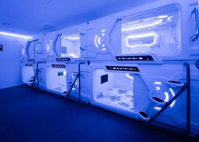 GOOD VIBES ONLY Capsule Hostel Malaga