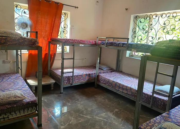 Namahstay Backpacker Hostel Commune, Cowork & Residency Arambol