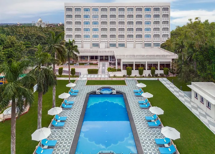 Hotel with Tennis: Tajview, Agra-Ihcl Seleqtions