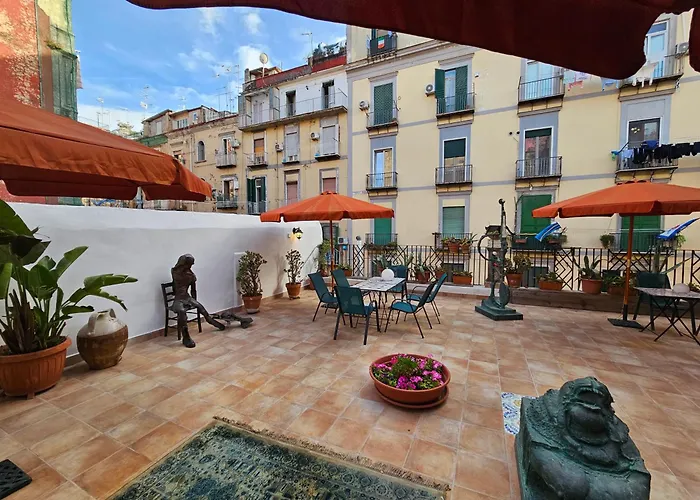 Spanish Palace, Suites, Rooms, Apartments & Terraces