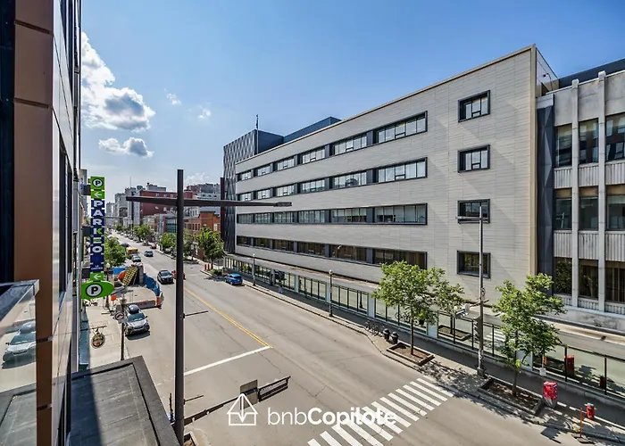 Hotel near College: Le Caiman