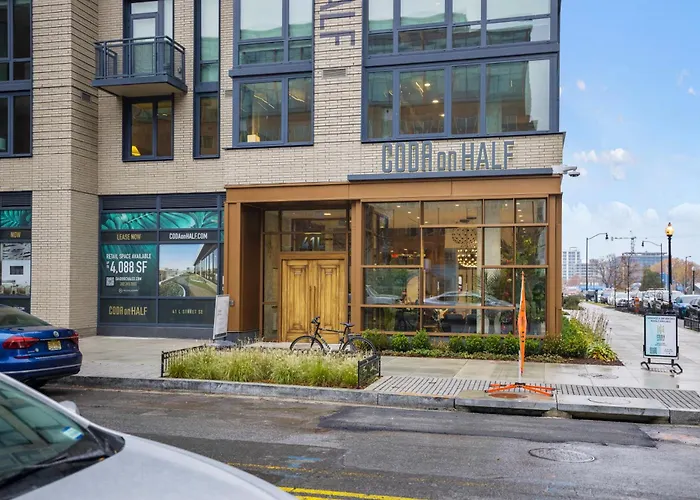 Coda On Half, A Placemakr Experience - Navy Yard