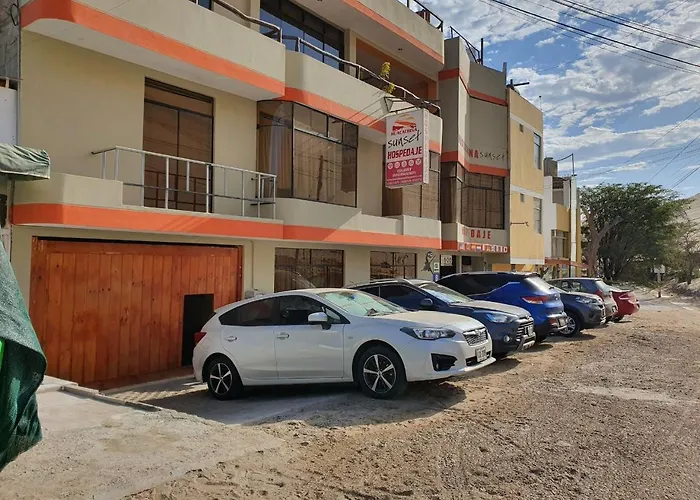 Hostal Huacachina Sunset