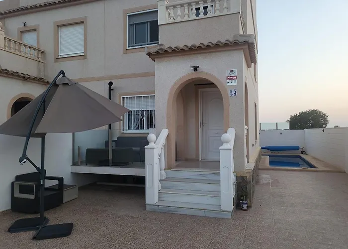 Vao Holiday Rentals-Villa With Pool On New Sierra Golf