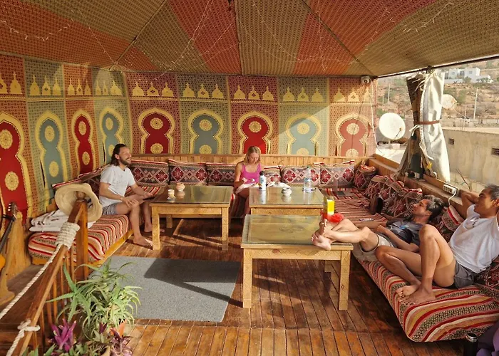 Kekai Surf House