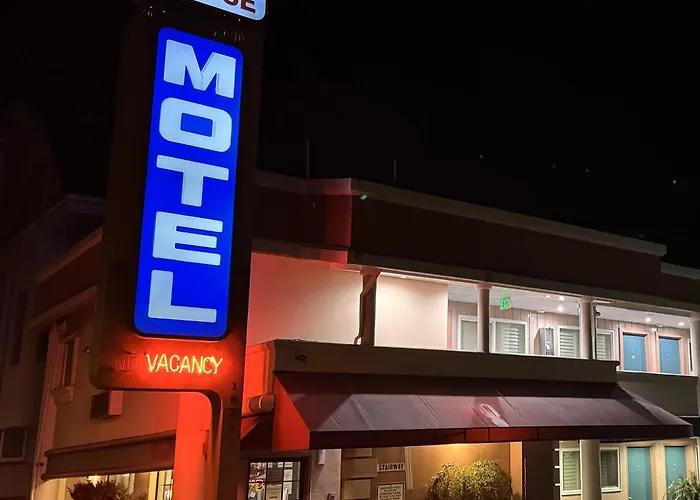 Cheap hotel: Town House Motel