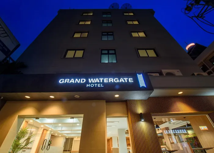 Grand Watergate