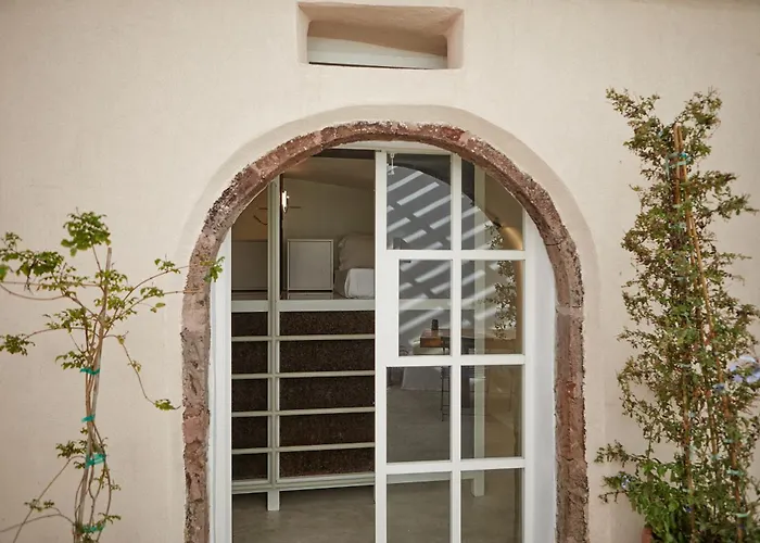 Hostel 16 Oia