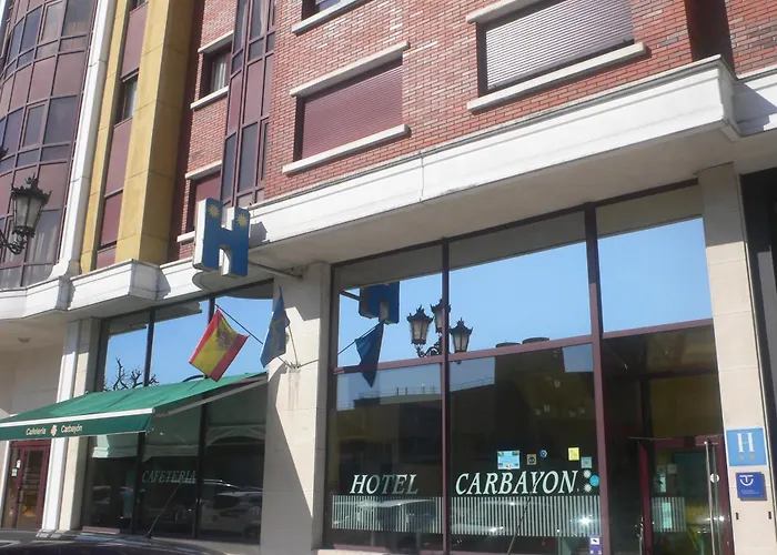 Hotel Carbayon