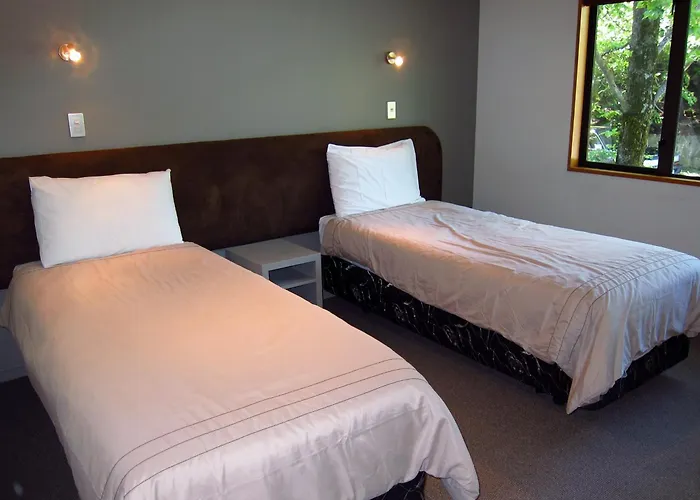 Resort: St James Apartments