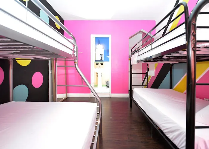 South Beach Rooms And Hostel