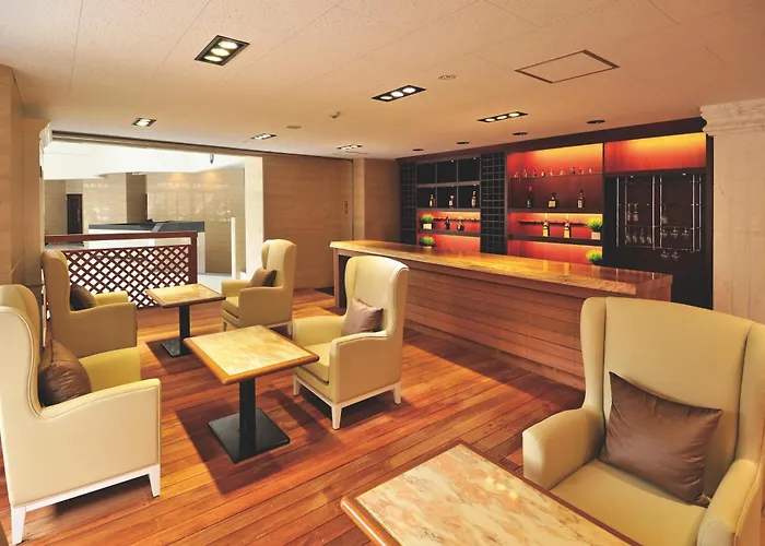 Luxury hotel only: Hotel Marine World