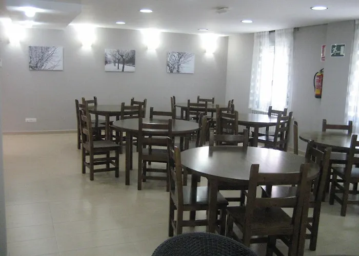 Albergue Turístico Rio Aragon