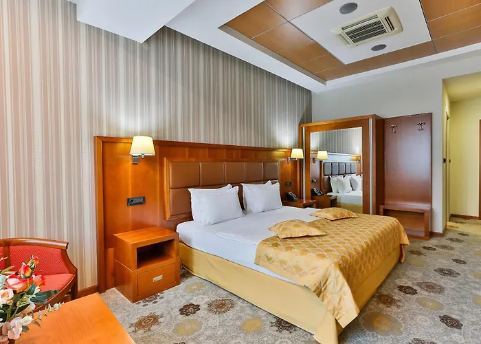Airport Hotel: Kings Park Hotel