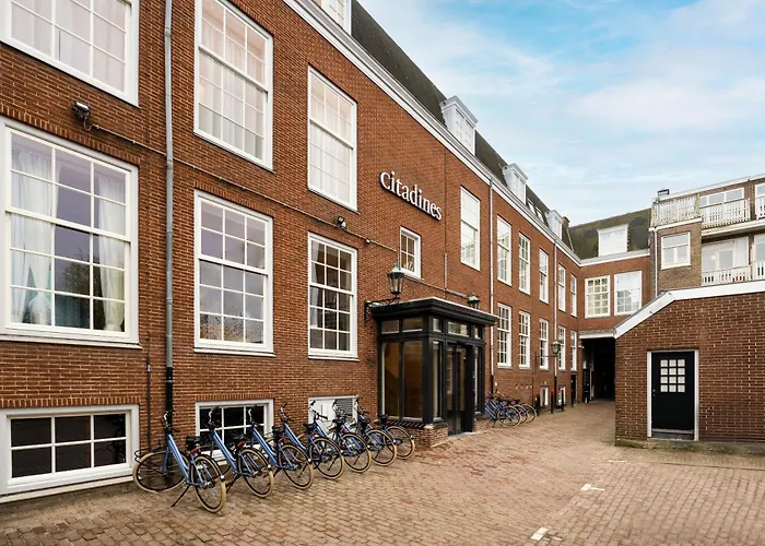 Pet Friendly hotel: Citadines Canal Amsterdam