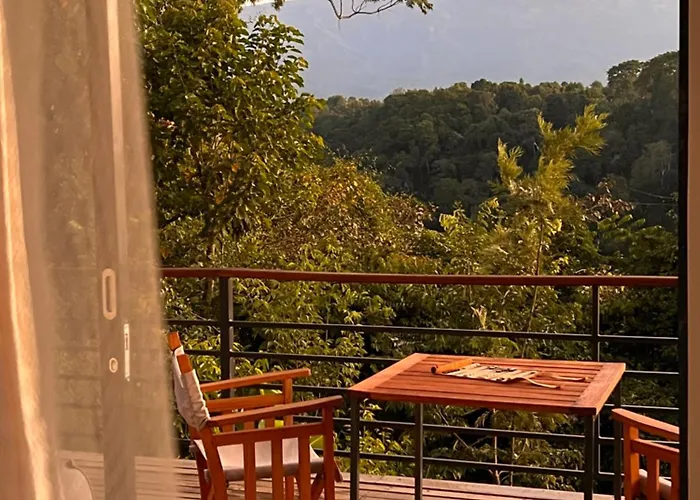Kaliwa Lodge