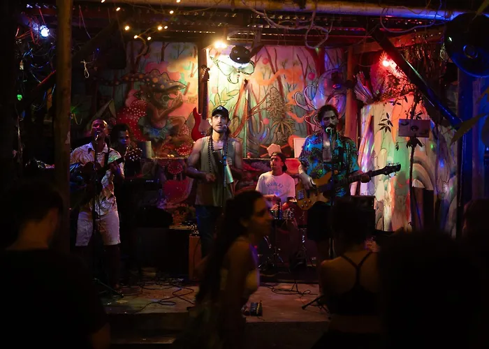 Bananas Hostel