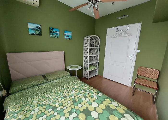 Sweet Apartments Or Rooms
