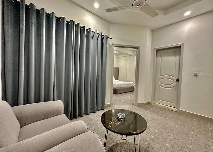 Hotels with tennis Mudan And Suite