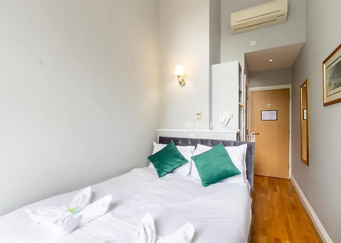 Family Hotel: Coronation Hotel