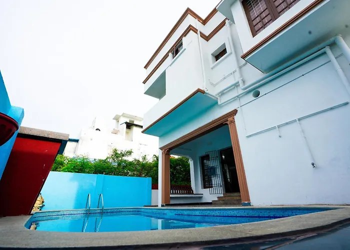 Bay Minaret Villa - Lavish 4Bhk Beach House At Ecr Uthandi